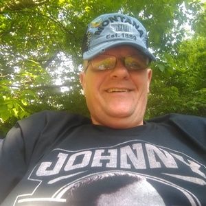 Meet your Posher, Everett